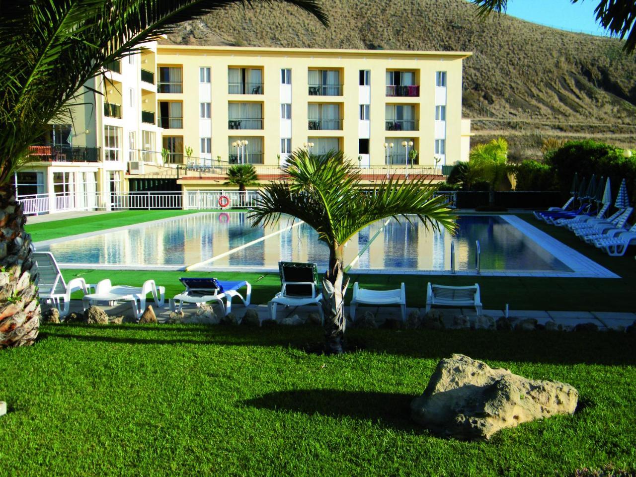 Inatel Porto Santo Hotel Екстериор снимка